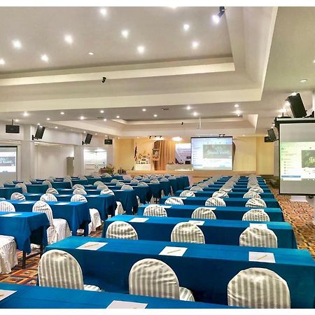 Lopburi Inn Resort Bagian luar foto