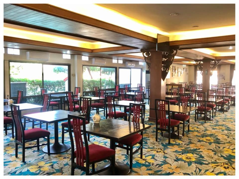Lopburi Inn Resort Bagian luar foto
