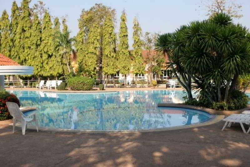 Lopburi Inn Resort Bagian luar foto